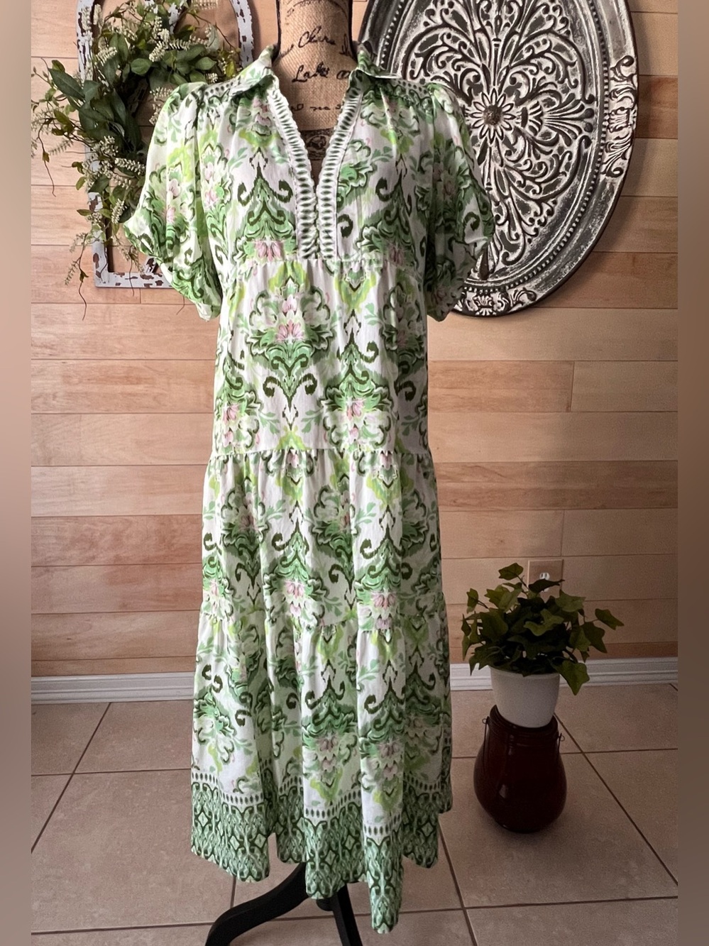 UMGEE Green Floral Printed Women’s Dress Size Small